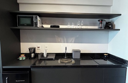 Meireles Apartment | Modern studio with rooftop sea view