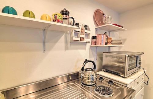 Spenard Apartment | Modern Studio Apt, 2 Miles to Dtwn Anchorage!