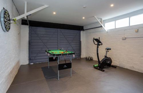 St Helens House | Modern & Stylish 2 Bedroom House in St Helens