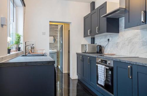 St Helens House | Modern & Stylish 2 Bedroom House in St Helens