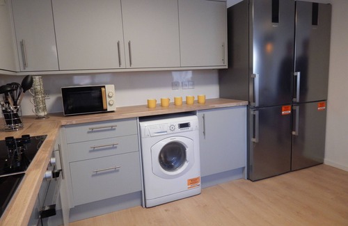 Cambridge House | Modern, stylish and well located en-suite rooms with parking