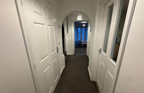 Wellingborough House | Modern TownHouse - 3 bed 2.5 bath 2 Private Gated Parking
