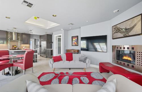 Hough House | Modern Upper Level Duplex Dt Vancouver