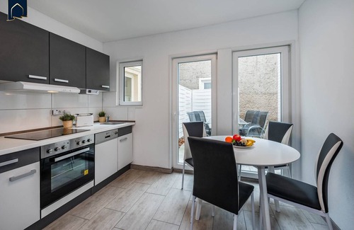 Heringsdorf Apartment | Modern vacation apartment in Heringsdorf with WLAN & parking - only 450 m to the beach