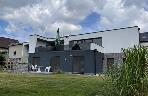 Eichelhardt Apartment | Modern vacation apartment in a quiet rural location
