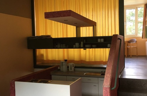 Hubingen House | Modern vacation home for 4 people in park-like grounds