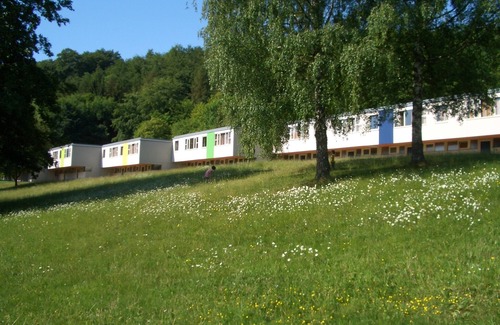 Hubingen House | Modern vacation home for 4 people in park-like grounds