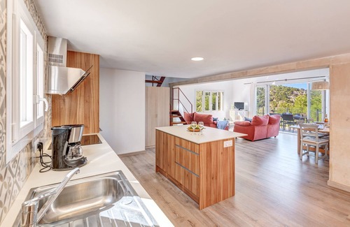 Puerto de Soller Villa | Modern Villa Dos Mundos with Rooftop Terrace, Heating, Balcony & Sea View