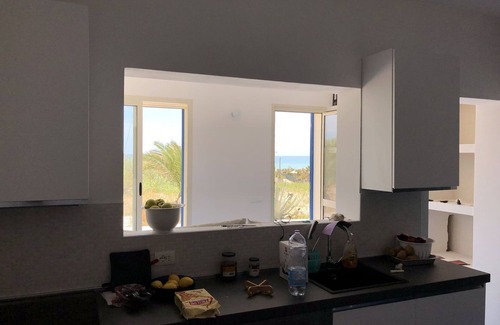 Granelli House | Modern Villa on the beach