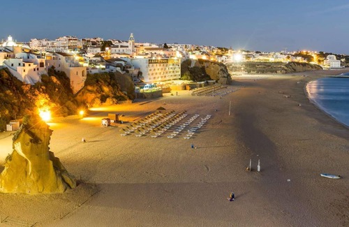 Salgados Villa | Modern villa with two spacious bedrooms.