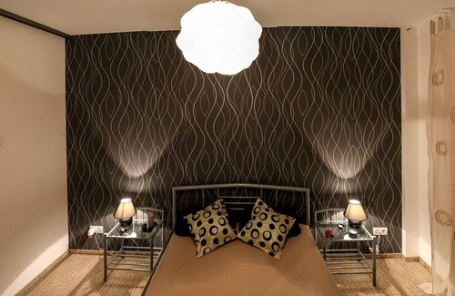 Temple City Apartment | Modern Zen City Escape