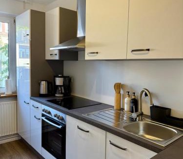 Hohentor Apartment | Moderne 3 Zimmer Whg Zentrumsnähe 5 Personen