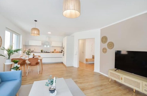 Brackwede Apartment | Moderne & Elegante Terrassenwohnung Wifi TV