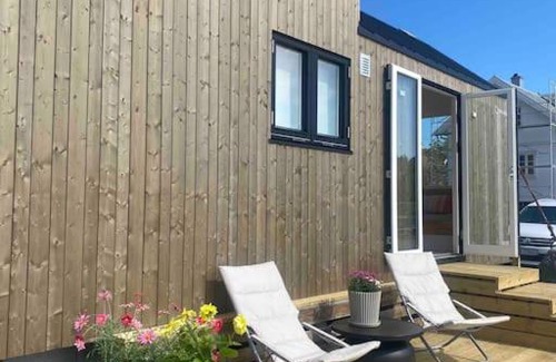 Moskenes Apartment | Moderne minihus ved havet