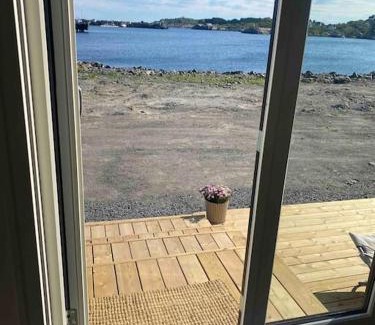 Moskenes Apartment | Moderne minihus ved havet