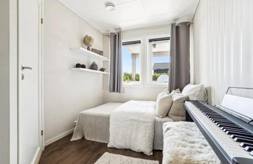 Valderhaugstranda Apartment | Moderne rekkehus nært Ålesund