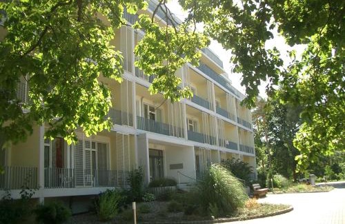 Zempin Apartment | Modernes Appartment, 3 Gehminuten zum Strand, Pool+Sauna