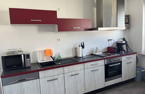 Langenfeld Apartment | Modernisierte Wohnung, Zentral und Ruhig