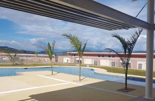 Calima Apartment | Moderno apartamento con espectacular vista al Lago Calima