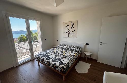 Cissano Apartment | Moderno appartamento vista sul lago Maggiore