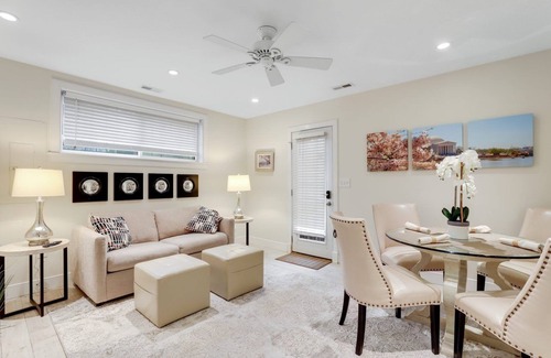 Hill East Apartment | Modest Apartment #1457