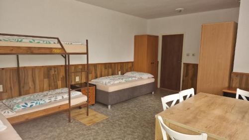 Jelenec House | Modrá chata