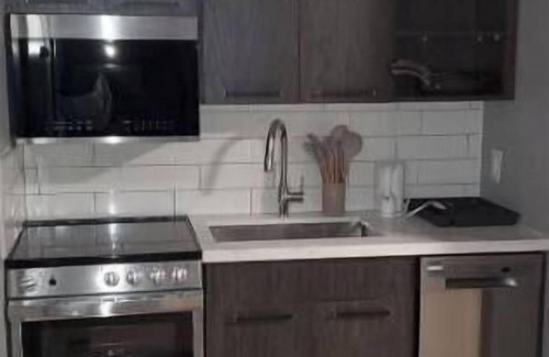 Madoc Hotel | Moira Lake Motel - King Room