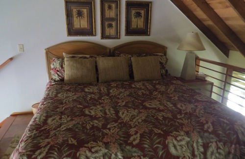 Maunaloa Resort | Molokai, Secluded Oceanfront Condo - Kaluakoi, Kepuhi Beach