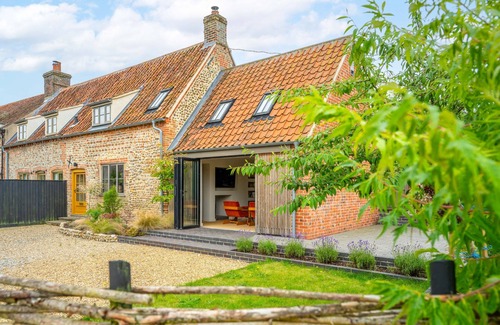 Aldborough Cottage | Monarc House is a stunning reimagining of a traditional Norfolk Cottage, tucked away in the heart of