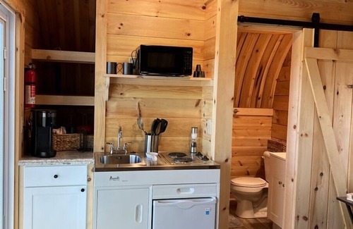 Stanardsville Cabin | Monarch Meadows Cabin Pod