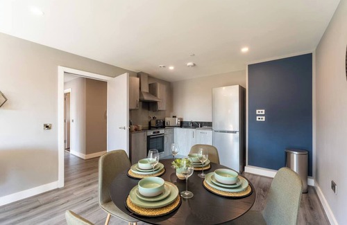 The Docks Apartment | Monarchs Quay 2-Bed Flat by Liverpool Waterfront