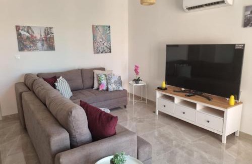 Paphos Apartment | Monastiraki Serene City Escape
