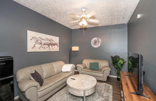 Newport House | Monmouth Lofts - Newport Lofts Sleep 10