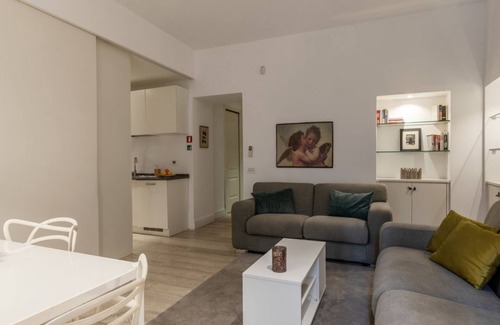 Rione III Colonna Apartment | Monolocale con giardino esclusivo - FromHometoRome