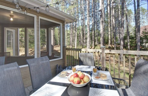 Mont-Tremblant Condo | Mont Tremblant getaway with A/C