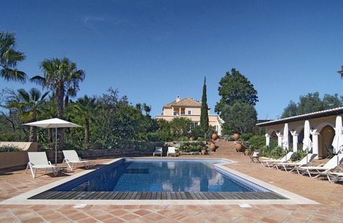 Colegio Villa | Monte das Estrelicias, Luxury property, tennis court, Lagos beach