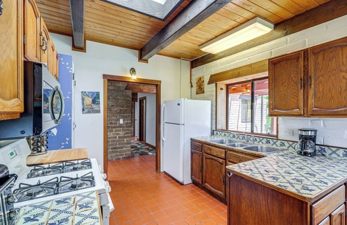 Cielito House | Montecito Adobe Home w/Ridge & City Skyline View