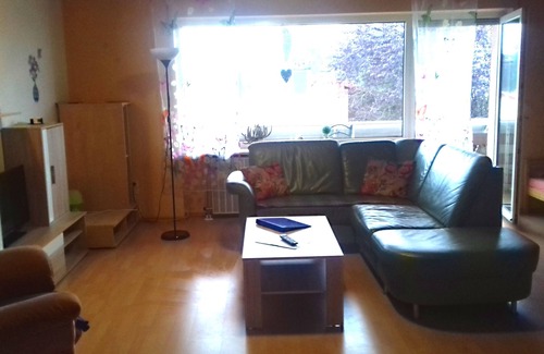 Pirmasens Apartment | Monteurwohnung with balcony and WLAN 73qm