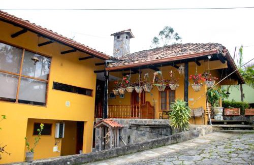 Tenza House | Monteverde Best Inn - CASAS QUINTAS