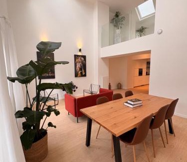 Sint-Lambrechts-Woluwe House | Montgomery Rooms & Suites