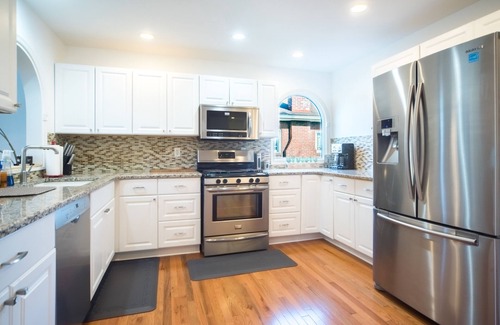 Camp Hill House | Month to month fully furnished - highly rated schools - near hospitals & stores