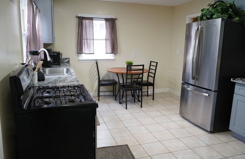 Memphis House | Monthly Stays-12 BR Compound-9 BR Main House+ 3BR Cabin-Perfect for Large Groups