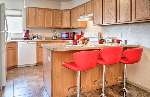 Montrose House | Montrose Townhome 13 Mi to Black Canyon Nat’l Park