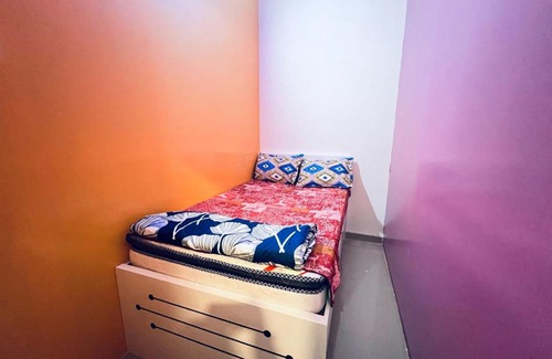 Bur Dubai House | Moon Backpackers Burjman Exit 2, Family Partitions, Loft partitions,