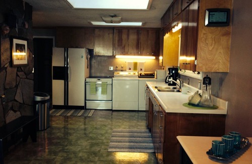 Proctor House | Moonbeams and Cabin Dreams