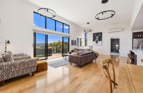 East Jindabyne House | Moongate