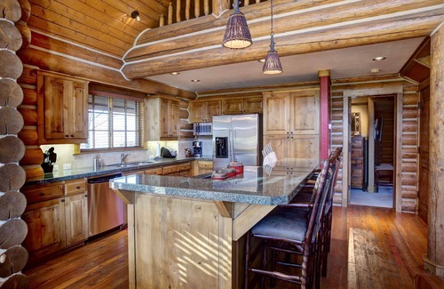 Victor Cabin | Moose Cabin enjoys Bronze Buffalo Ranch at Teton Springs amenity access