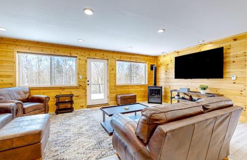Rockwood Apartment | Moosehead Lake Home Base