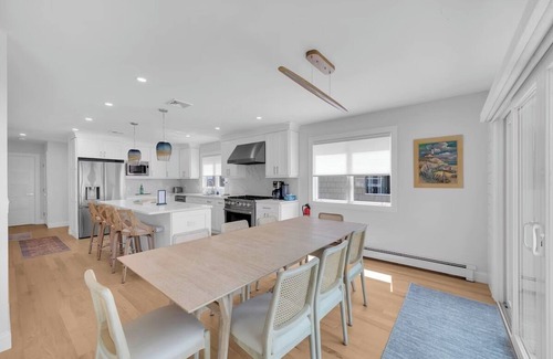 Point Pleasant Beach House | MOR100 | SUNDAY to SUNDAY - New Lakefront Custom Luxury Home!