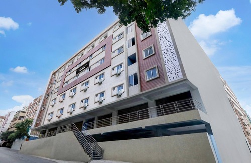 Kukatpalli House | Mordern Stay at Kukatpally Hyderabad